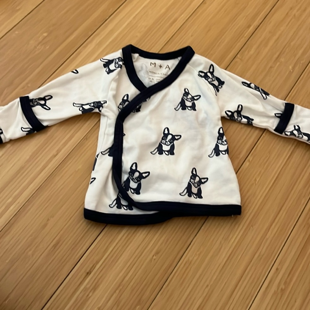 Boys Size 0-3M Monica + Andy Top